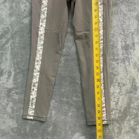 ATHLETA Salutation Stash Pocket II 7/8 Tight Womens Size Small Gray Athletic - Picture 2 of 9